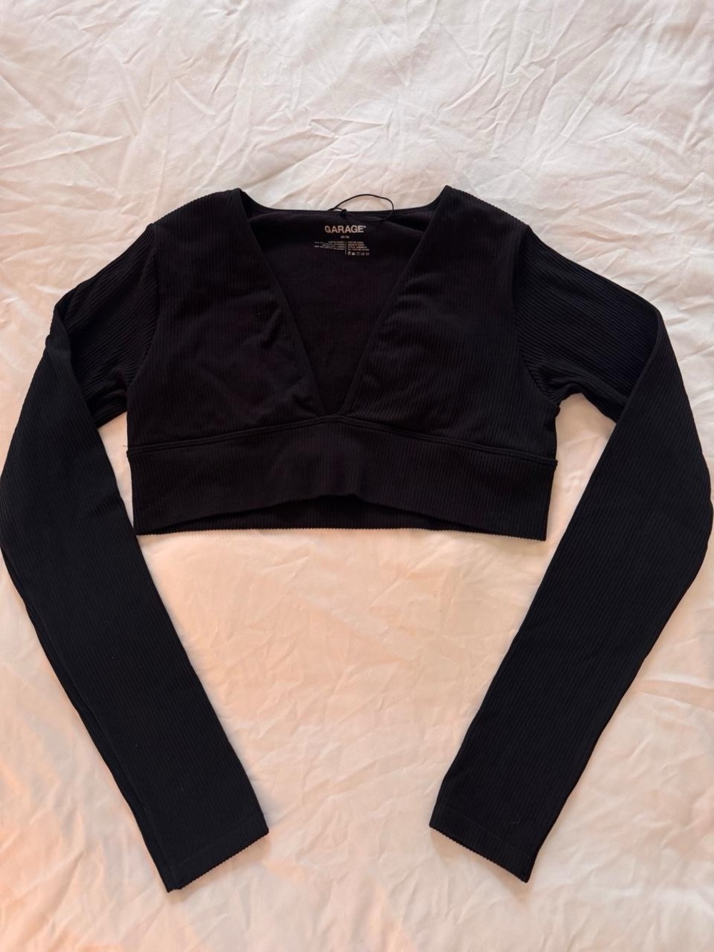Garage black V-neck long sleeve ribbed crop top - Size M